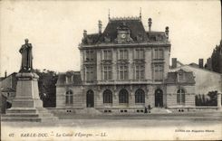 VINTAGE POSTCARD Bank Bar the Duke the Savings bank