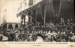 CPA Visite des souverains anglais a Paris 1914 La revue de Printemps La tribune