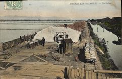 CPA Folklore Marais salants Hyeres les Palmiers Les Salins