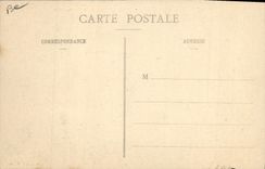 El agua salada Marshes De Pouliguen del folklore de la POSTAL de la VENDIMIA tiene transporte de Batz de la sal para el ajuste en mulon