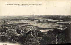 CPA Folklore Marais Salants Le Croisic Panorama vers le Bourg de Batz