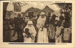 VINTAGE POSTCARD Small maidservants of the Sacring Heart Missionaries catechists of the blacks Menton