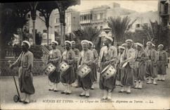 VINTAGE POSTCARD Militaria clicks It Algerian Riflemen or Turcos