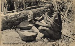 CPA Negre Homme noir Colonies africaines Un Terrien 