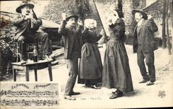 CPA Folklore Auvergne Bourree Vis a Vis