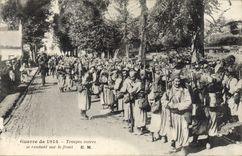 VINTAGE POSTCARD Militaria black Troops going on the face
