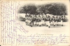 CPA Militaria La Nouba des Tirailleurs 