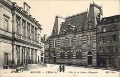 CPA Banque Moulins L'hotel de ville et la Caisse d'Epargne 