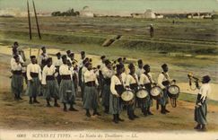 CPA Militaria La Nouba des Tirailleurs 