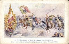 La POSTAL Militaria de la VENDIMIA el estándar del 1r regimiento de cazadores de África adorna el siguiente de la batalla con San Pablo del Monte