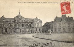 VINTAGE POSTCARD Bank Sainte Menehould Town hall and Savings bank