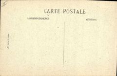 CPA Folklore Auvergne Au sommet du Puy de Dome 