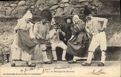 CPA Folklore Auvergne La Montagnarde Bourree