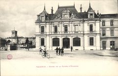 VINTAGE POSTCARD Bank Valence Hotel of the Savings bank