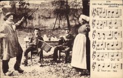 CPA Folklore Auvergne La bourree Accordeon
