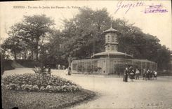VINTAGE POSTCARD Dove Rennes Pigeon fancying a corner of the botanical garden the birdcage