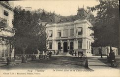 VINTAGE POSTCARD Vienna Bank the new Hotel of the Savings bank