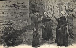 CPA Folklore Auvergne La Bourree Vis a vis