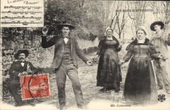 CPA Folklore Auvergne La Bourree Croisement