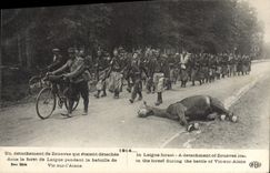 VINTAGE POSTCARD Militaria a detachment of Zouaves drill of Laigne Horse