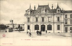 CPA Banque Valence Hotel de ville de la Caisse d'Epargne Velo Cycle 