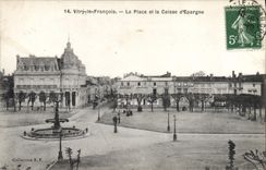 CPA Banque Vitry le Francois La place et la Caisse d'Epargne 