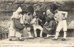CPA Folklore Auvergne La Montagnarde