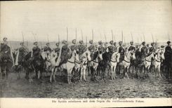 Spahis de Militaria de la POSTAL de la VENDIMIA que saludan el sable la bandera que pasa