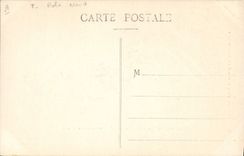 CPA Polaire Amerique du Nord Equimau dans son kayak Peau de lion de mer