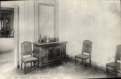 POSTAL Napoleon de la VENDIMIA el 1r Fumar-cuarto de la casa de Ajacio