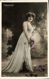 VINTAGE POSTCARD Theater Demougeot Woman