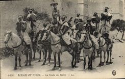 CPA Militaria La Nouba des Spahis