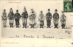 VINTAGE POSTCARD Militaria the parade of Saumur School of Saumur