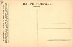 CPA Polaire Missions d'Extreme Nord Monseigneur Grouard et le pere Husson sciant un arbre