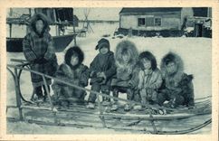 VINTAGE POSTCARD Polaire the young generation in furs Rings Arctic Alaska