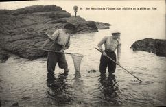 CPA Peche Sur les cotes de l'Ocean Les plaisirs de la peche au filet