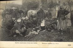 CPA Militaria Spahis Marocains dans une ferme