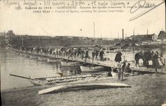 VINTAGE POSTCARD Militaria Compiegne Convoys of Spahis crossing the bridge of boats