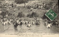 CPA Militaria Oudjda Maroc L'escadron de Spahis ayant pris part au combat de Foul Safrou Tafna