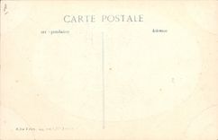 CPA Militaria Les Spahis sur la place de Furnes