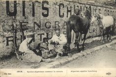 VINTAGE POSTCARD Militaria Spahis Algerian breaking the crust