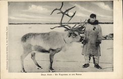 CPA Polaire Deux amis Un Esquimau et son Renne