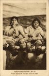 CPA Polaire Missions Esquimaudes Femmes esquimaudes sous l'iglou Maison de neige