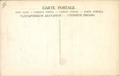 CPA Militaria Un regiment de Spahis saluta cu sabia 