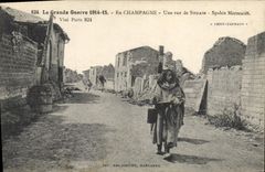 VINTAGE POSTCARD Militaria a street of Souain Spahis Morrocans