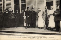 CPA Militaria Sante Hopital des Municipalites Canadiennes Maurice Barres de l'Academie Francaise Depute de Paris Visite l'hopital 5 fevrier 1915 Canada