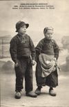 CPA Peche Chez nos marins bretons Enfants Route de Penmarch a Guivinec Enfant d'un pecheur sardinier