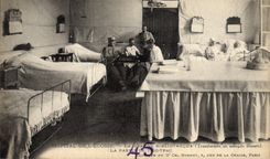 CPA Militaria Hopital de l'Ecosse La grande bibliotheque La partie de Tric Trac Bonnet Rue de la Chaise Paris
