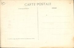 CPA Militaria Dames ambulanciere anglaises installant leur tente