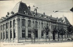 CPA Militaria Grenoble L'ecole de medecine 